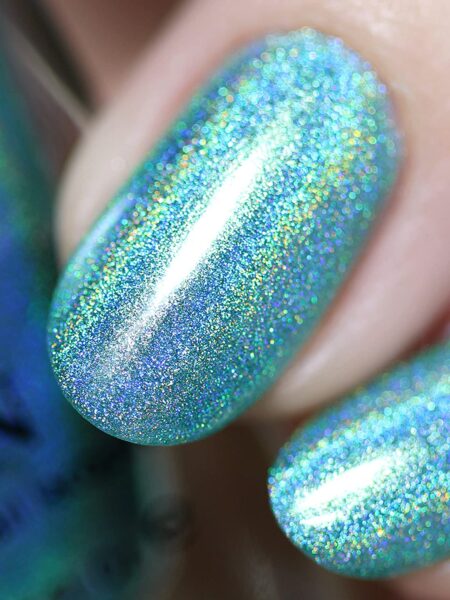 ILNP Aerial View - Aquamarine Ultra Holographic Nail Polish, Chip Resistant Manicure, Long Wear Nail Lacquer, Smooth & Glossy Finish, Non-Toxic, Vegan, Cruelty Free, 12ml